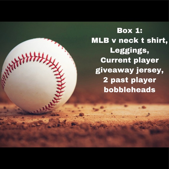 Women’s Cleveland Indians Mystery Box - Picture 2 of 3